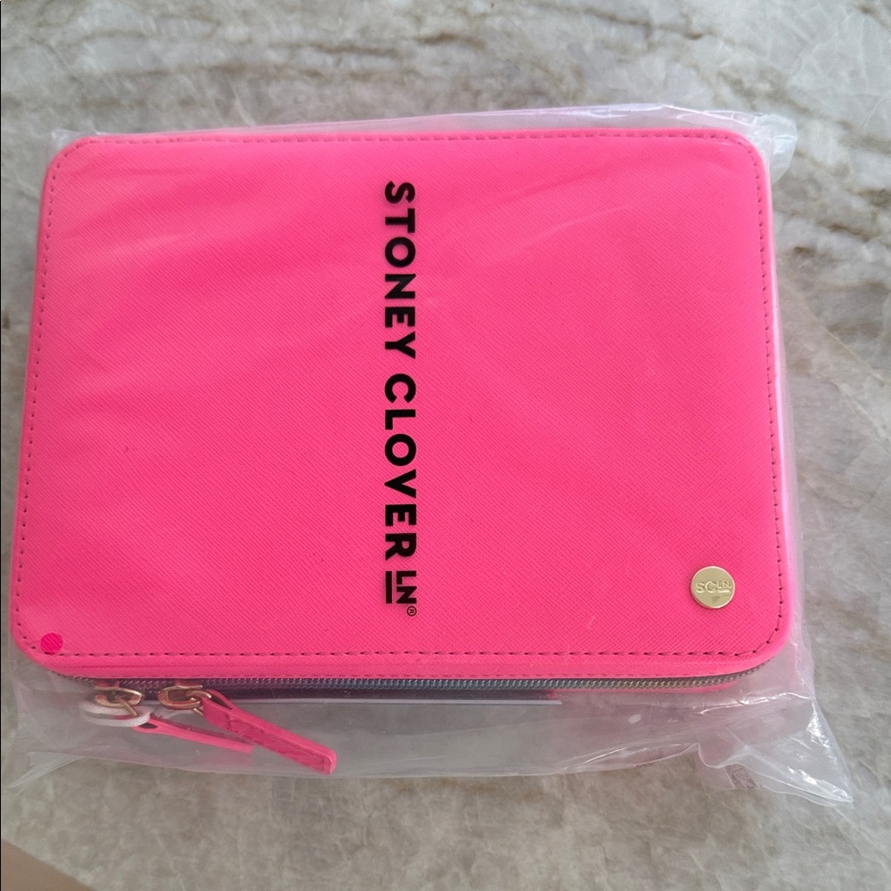 brand NWT stony Clover Lane x Stephanie Gottlieb jewelry case